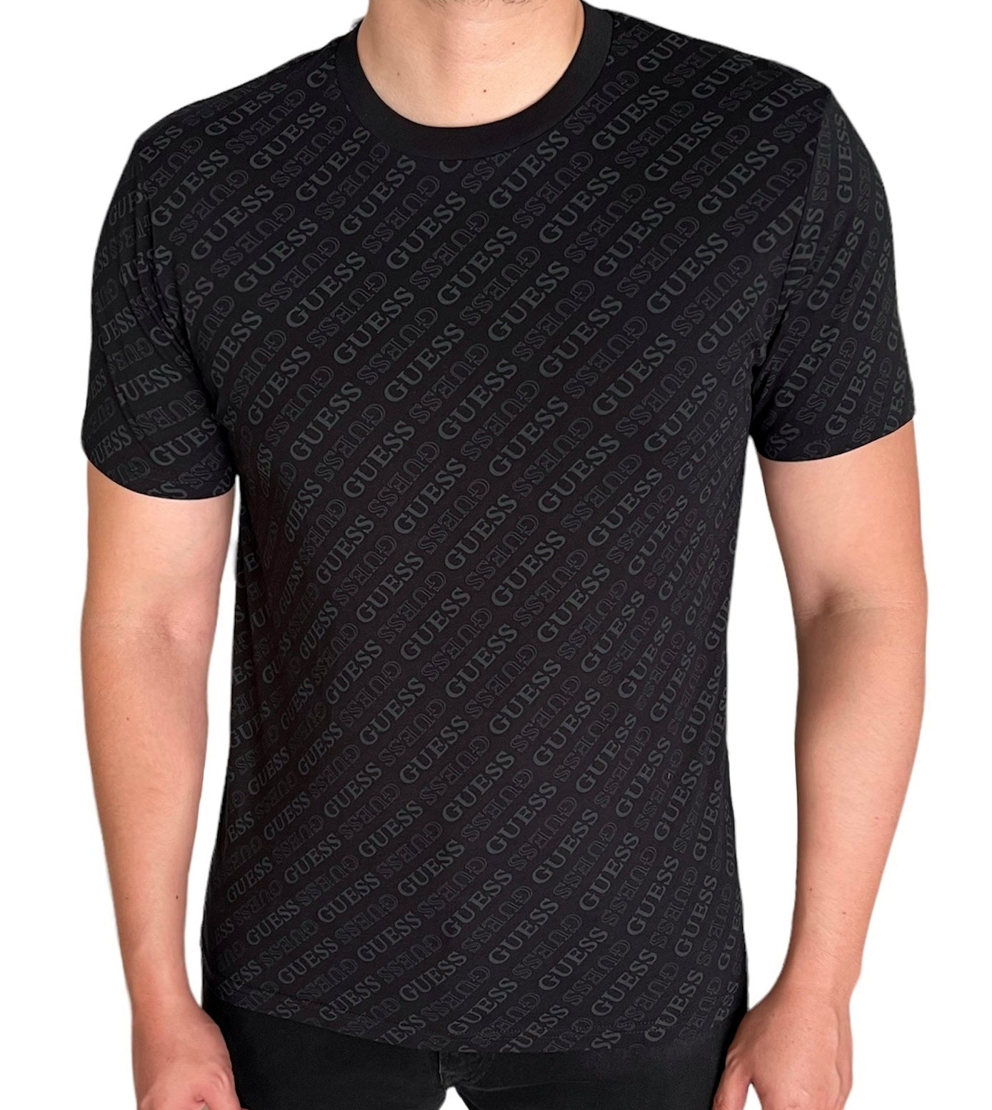 Camiseta Guess Manga Corta Logo All Over