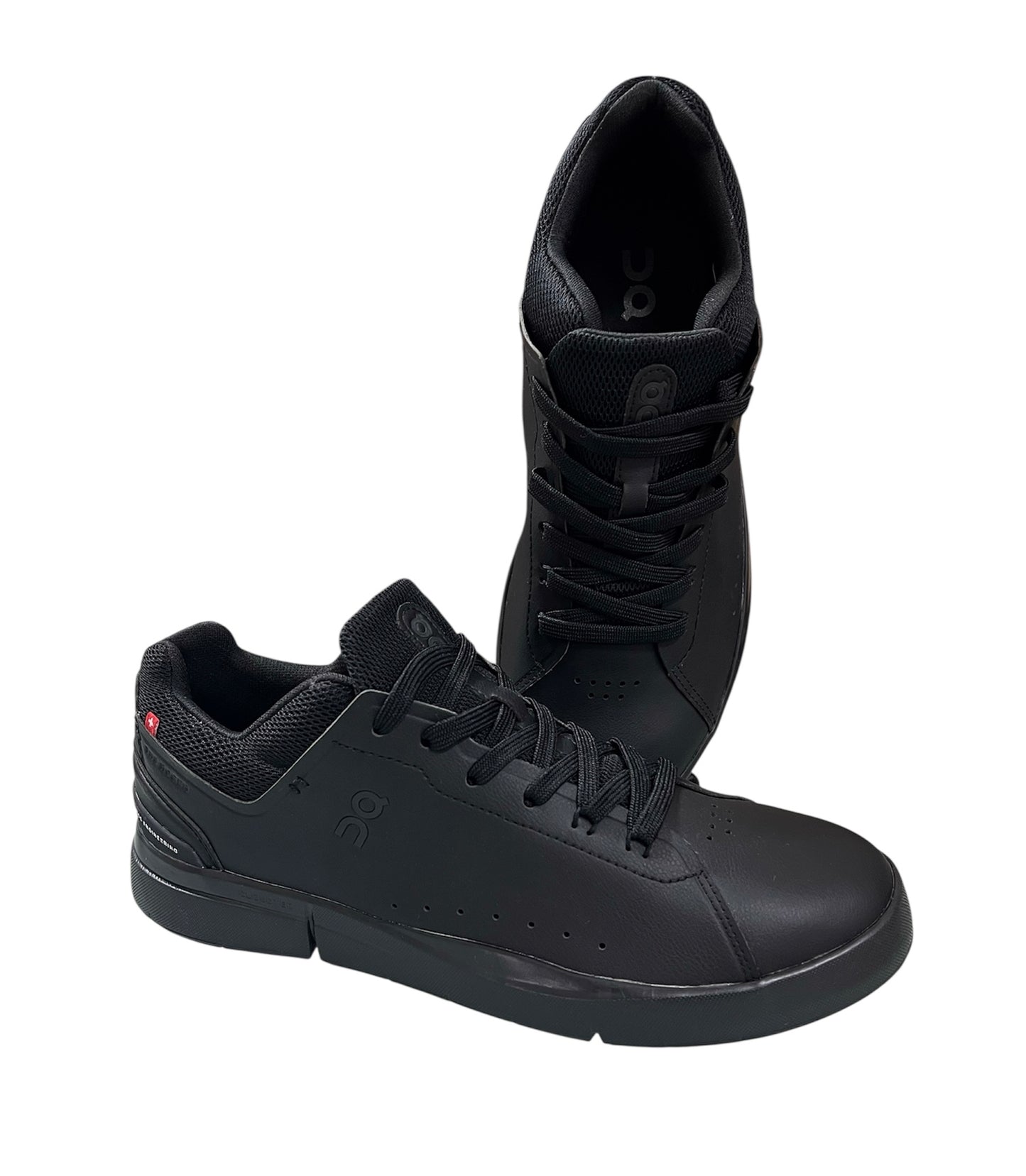 Tenis On The Roger Advantage All Black